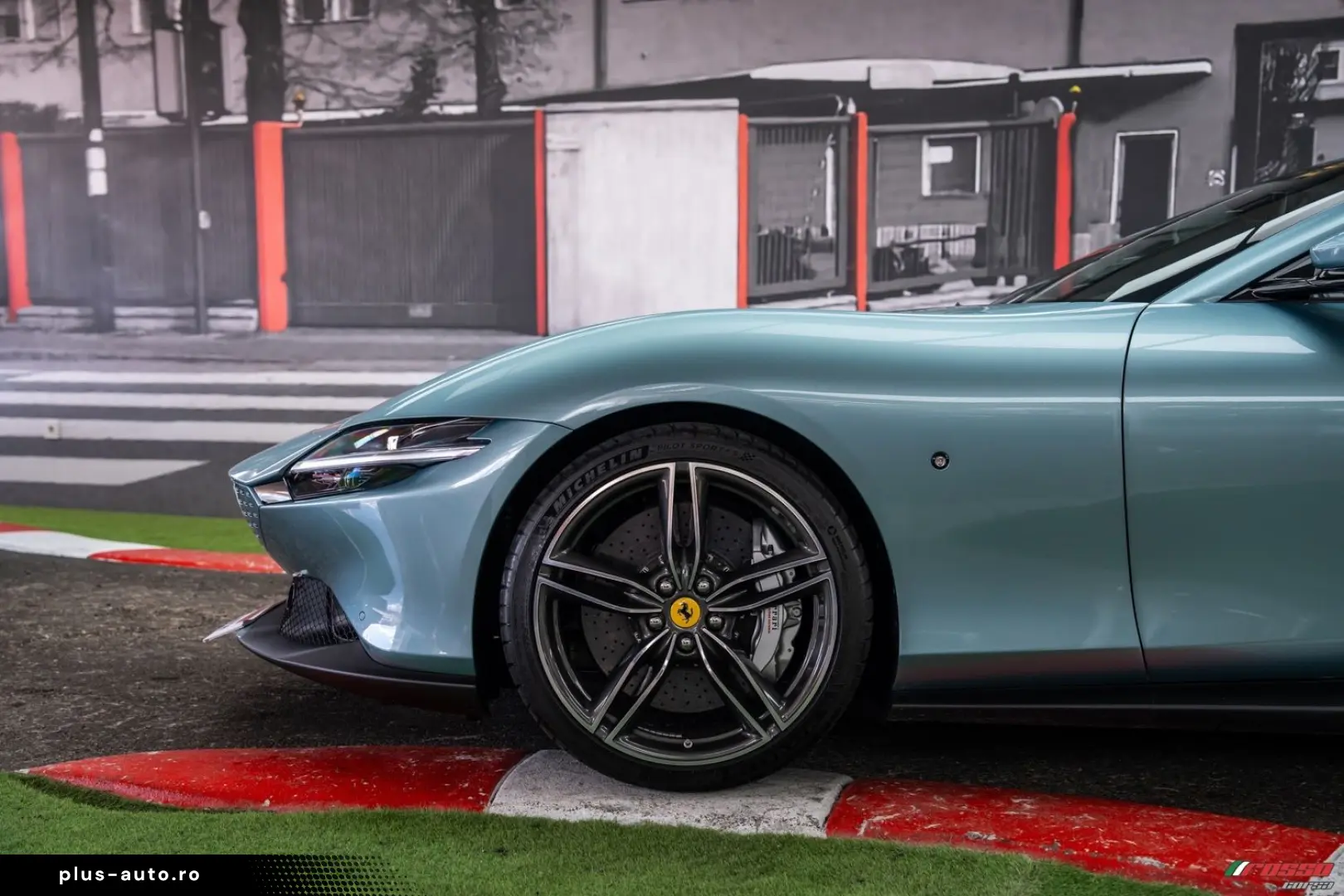 FERRARI Roma  BESPOKE CELESTE TREVI