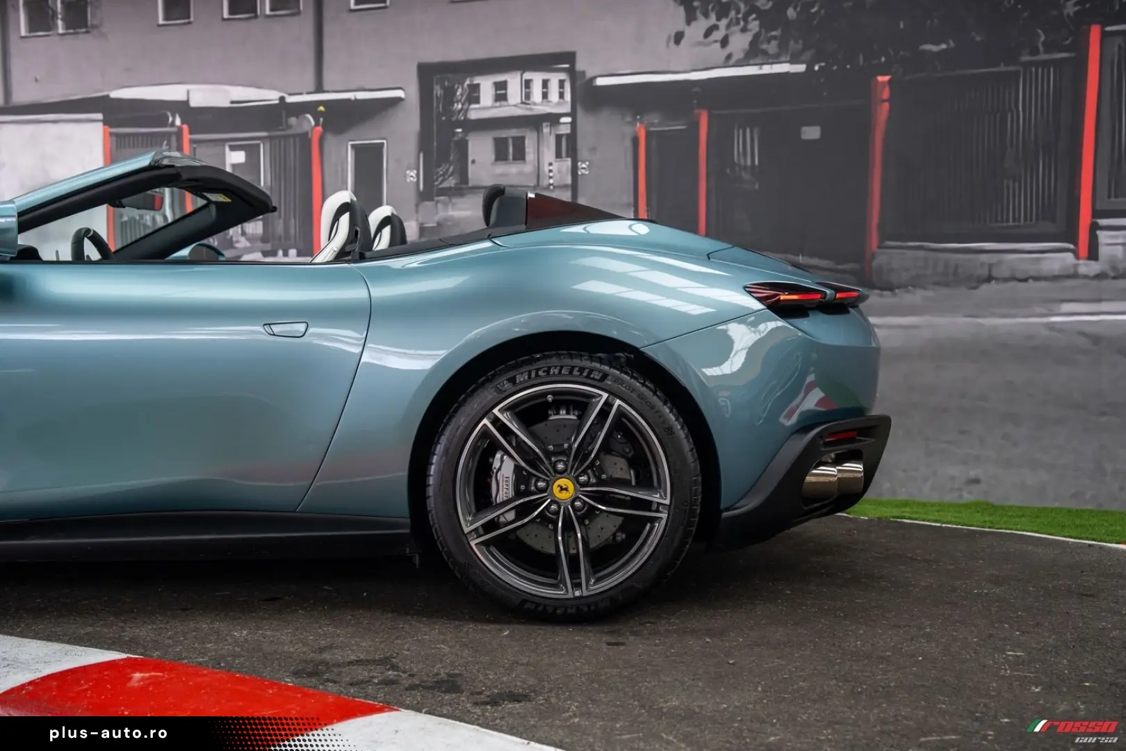FERRARI Roma  BESPOKE CELESTE TREVI
