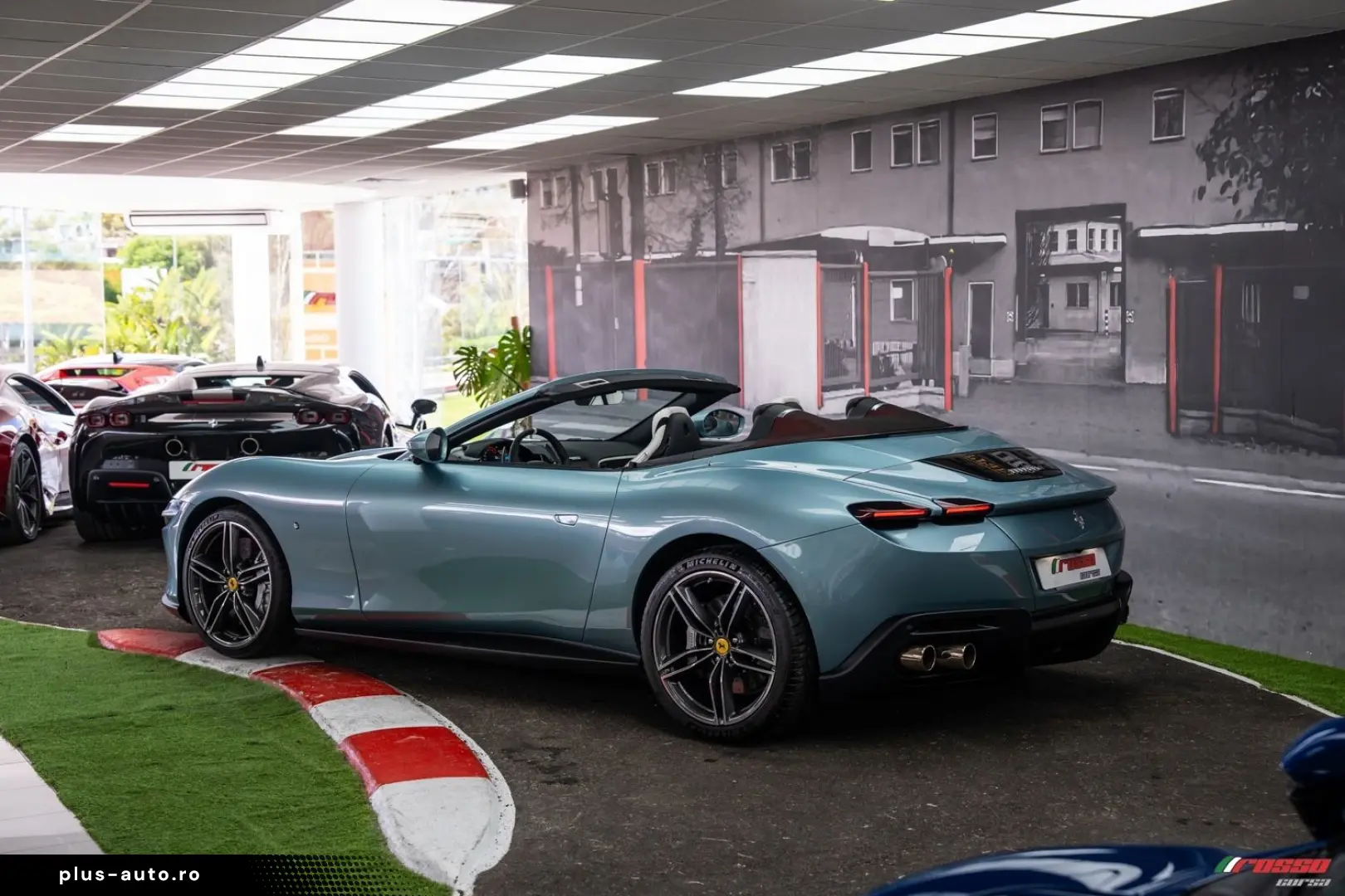 FERRARI Roma  BESPOKE CELESTE TREVI
