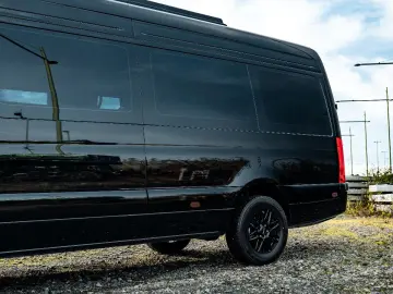 MERCEDES-BENZ Sprinter 319 VIP Tourismus 8 1 Busines…