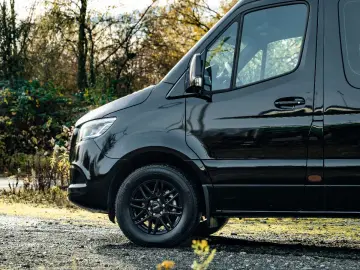 MERCEDES-BENZ Sprinter 319 VIP Tourismus 8 1 Busines…