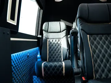 MERCEDES-BENZ Sprinter 319 VIP Tourismus 8 1 Busines…