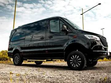 MERCEDES-BENZ Sprinter 319 CDI 4x4 Allrad VIP 8 1 To…