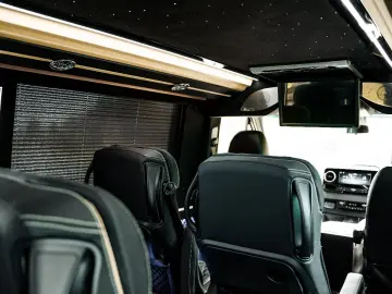 MERCEDES-BENZ Sprinter 319 CDI 4x4 Allrad VIP 8 1 To…