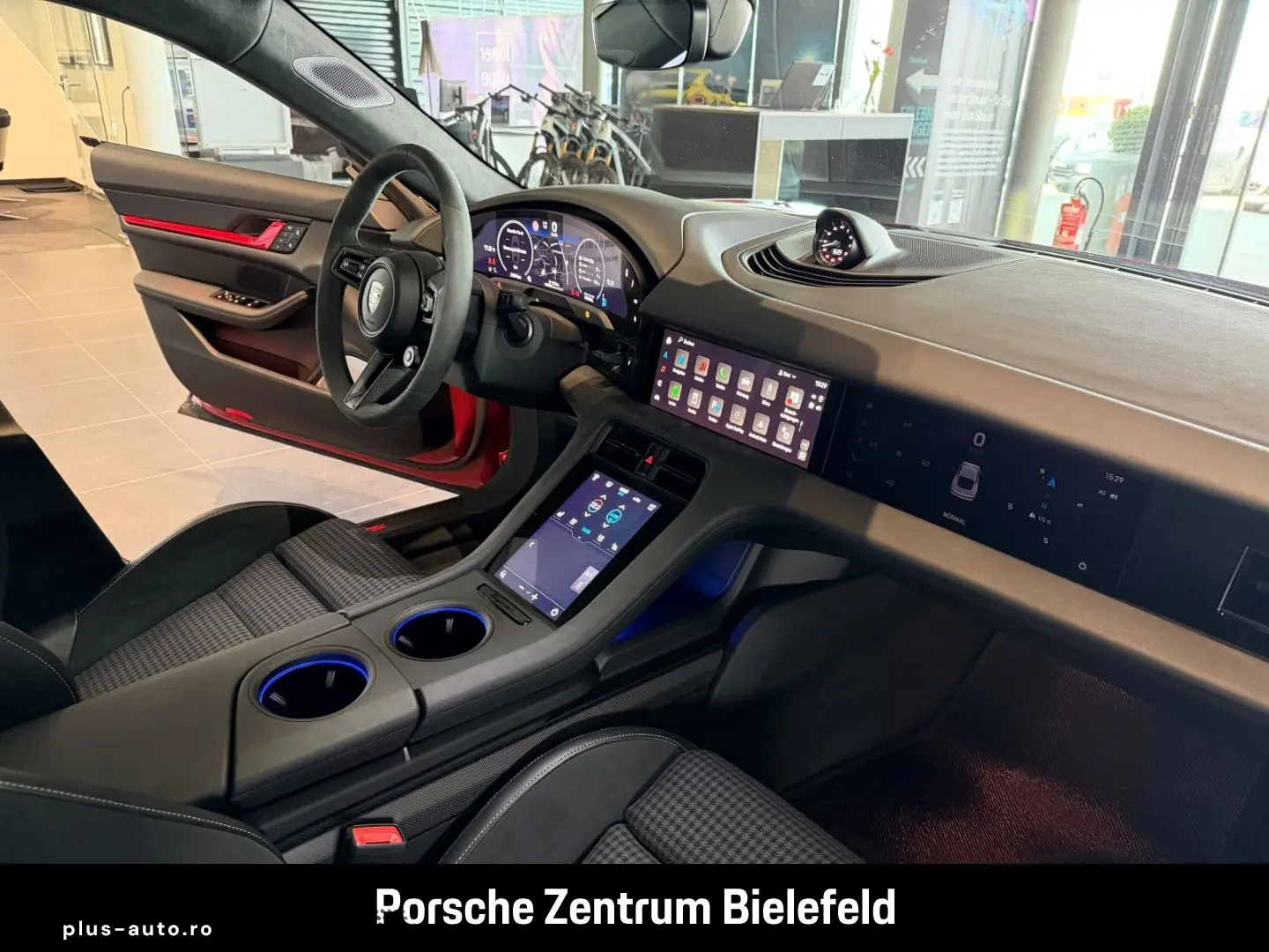 PORSCHE Taycan Turbo S Active-Ride PCCB InnoDrive Head-u