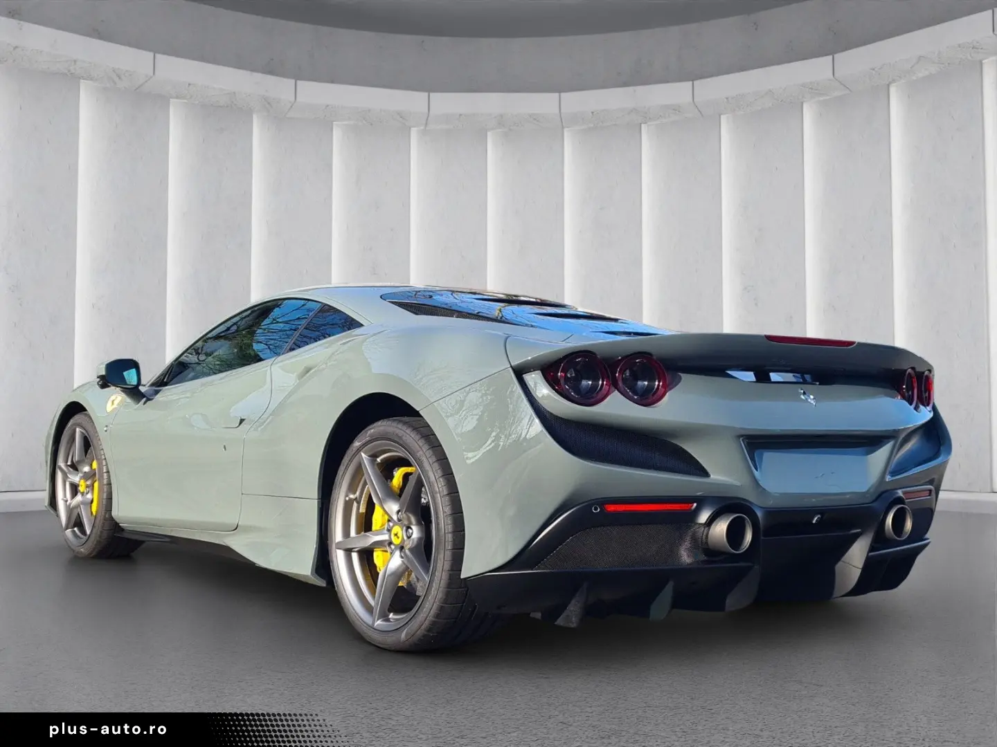 FERRARI F8 Tributo   Racing Seats   Carbon   Lift