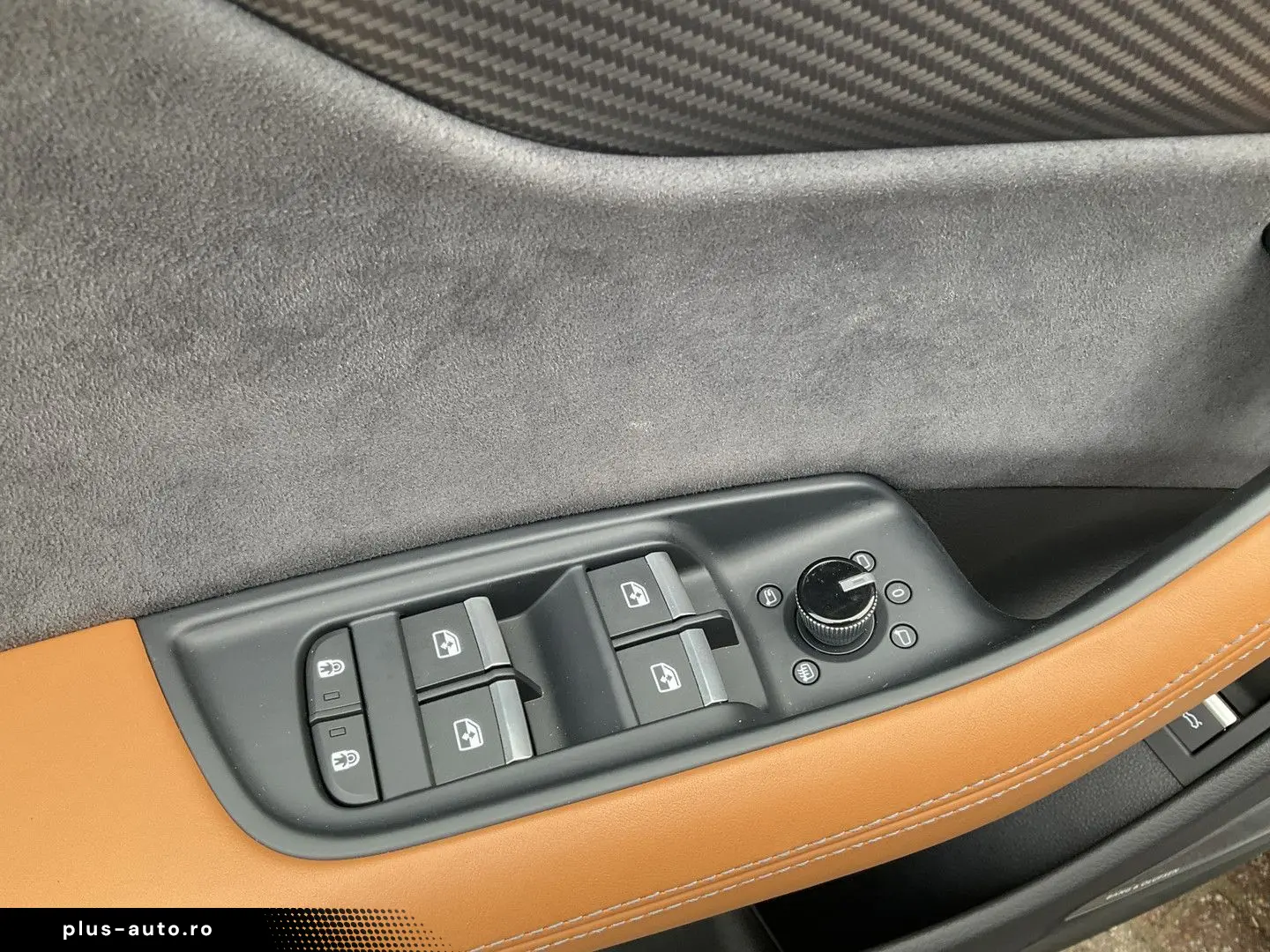 AUDI RSQ8 4.0 TFSI RS quattro 640 Performance B&O-3D