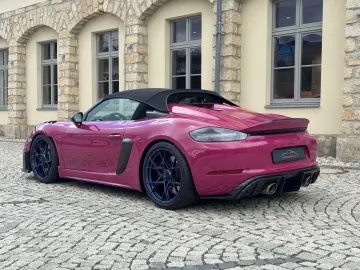 PORSCHE 718 Spyder RS Carbon LED Lift Weissach