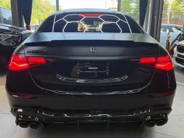 MERCEDES-BENZ S 450 d Lang AMG PANO TV BUR Soft Keyl MASSAGE