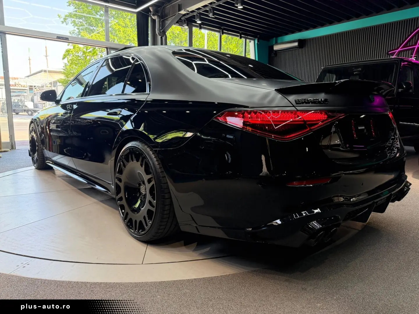 MERCEDES-BENZ S 450 d Lang AMG PANO TV BUR Soft Keyl MASSAGE