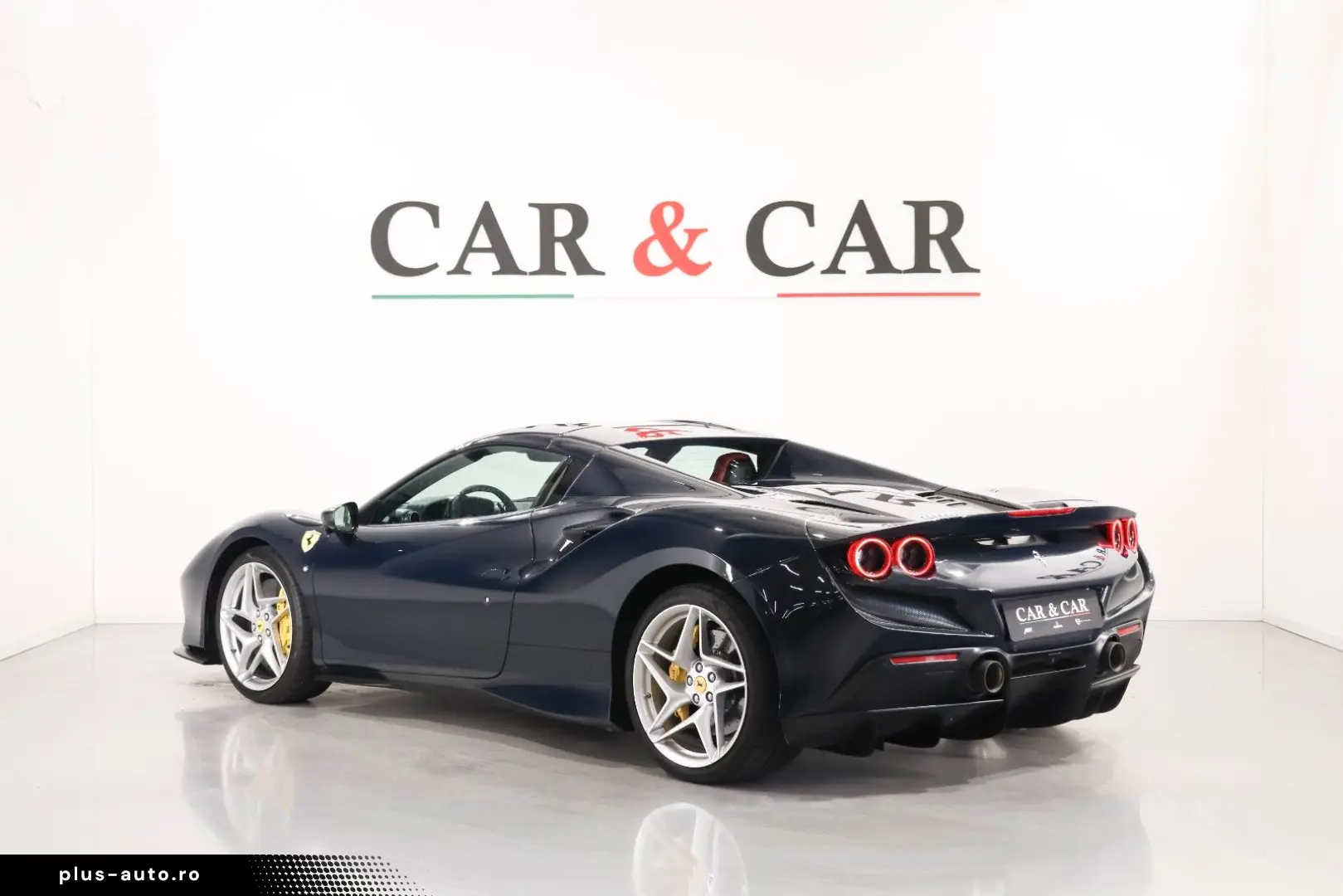 FERRARI F8 Spider DCT