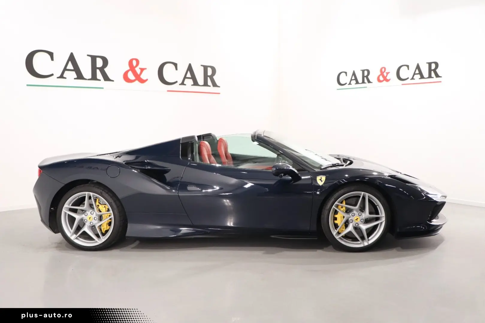 FERRARI F8 Spider DCT