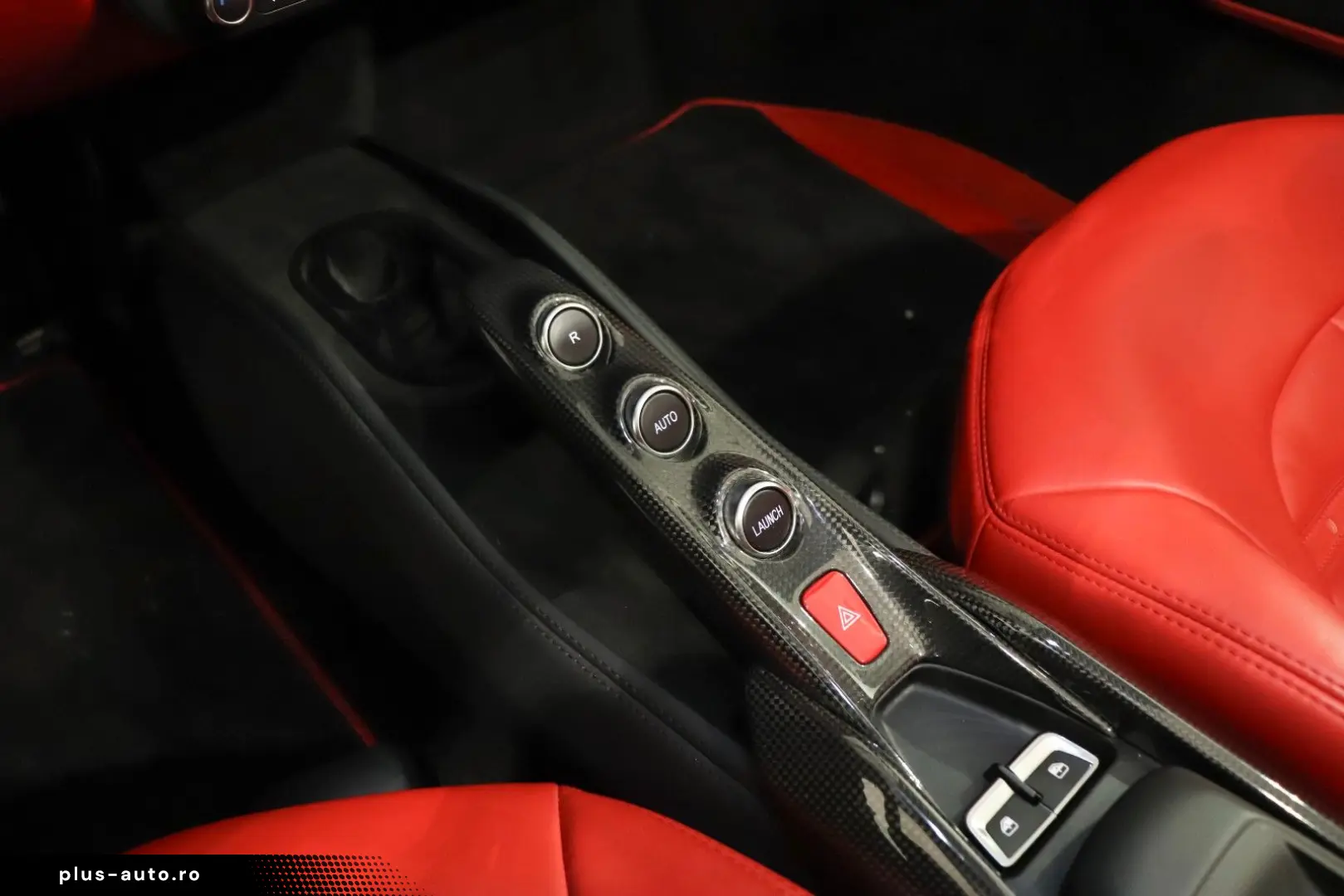 FERRARI F8 Spider DCT
