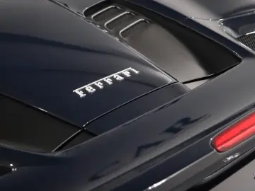 FERRARI F8 Spider DCT