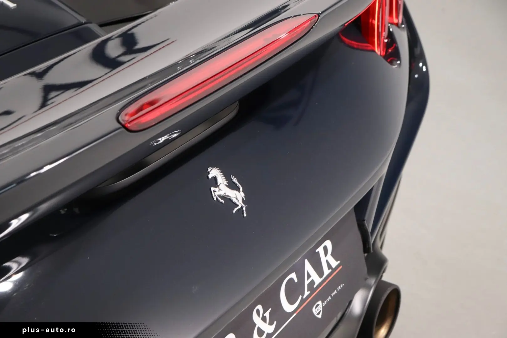 FERRARI F8 Spider DCT