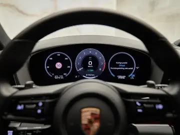 PORSCHE Panamera 2.9 4 E-Hybrid  pano  SportDesign  Bose
