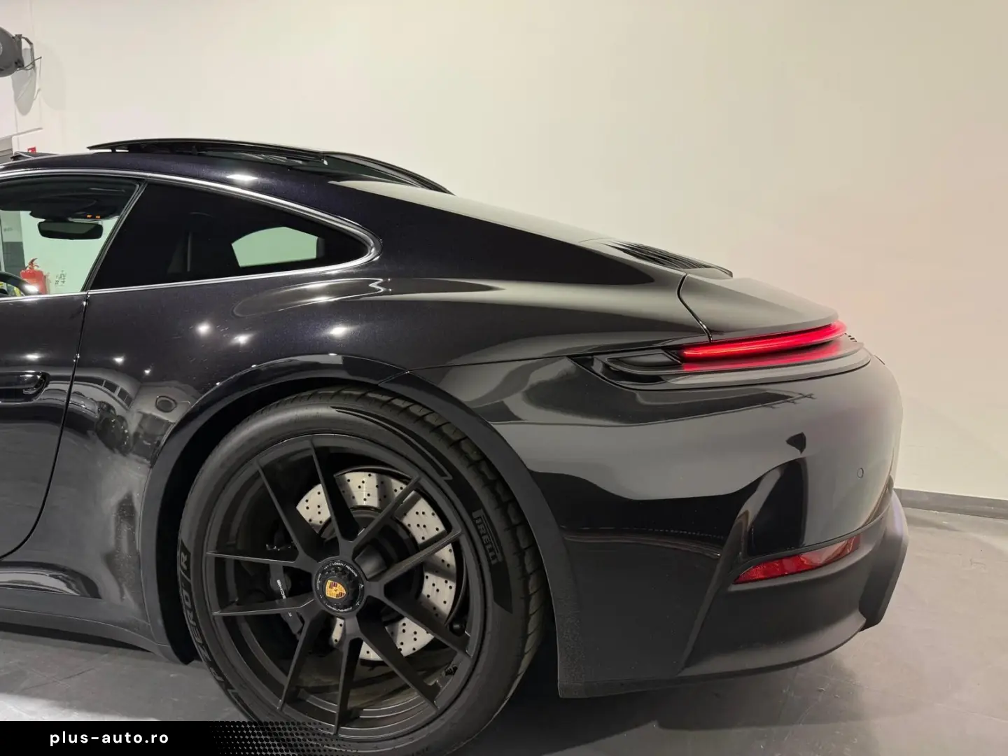 PORSCHE 911 2025 — imagine 2