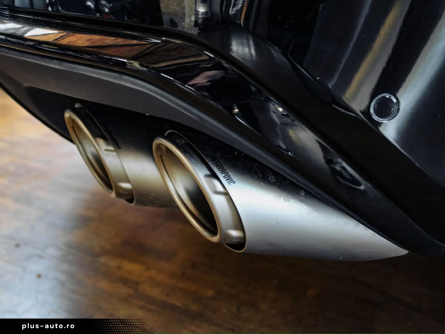 LAMBORGHINI Urus SE AKRAPOVIC  MASSAGE  NIGHT VISION  PPF
