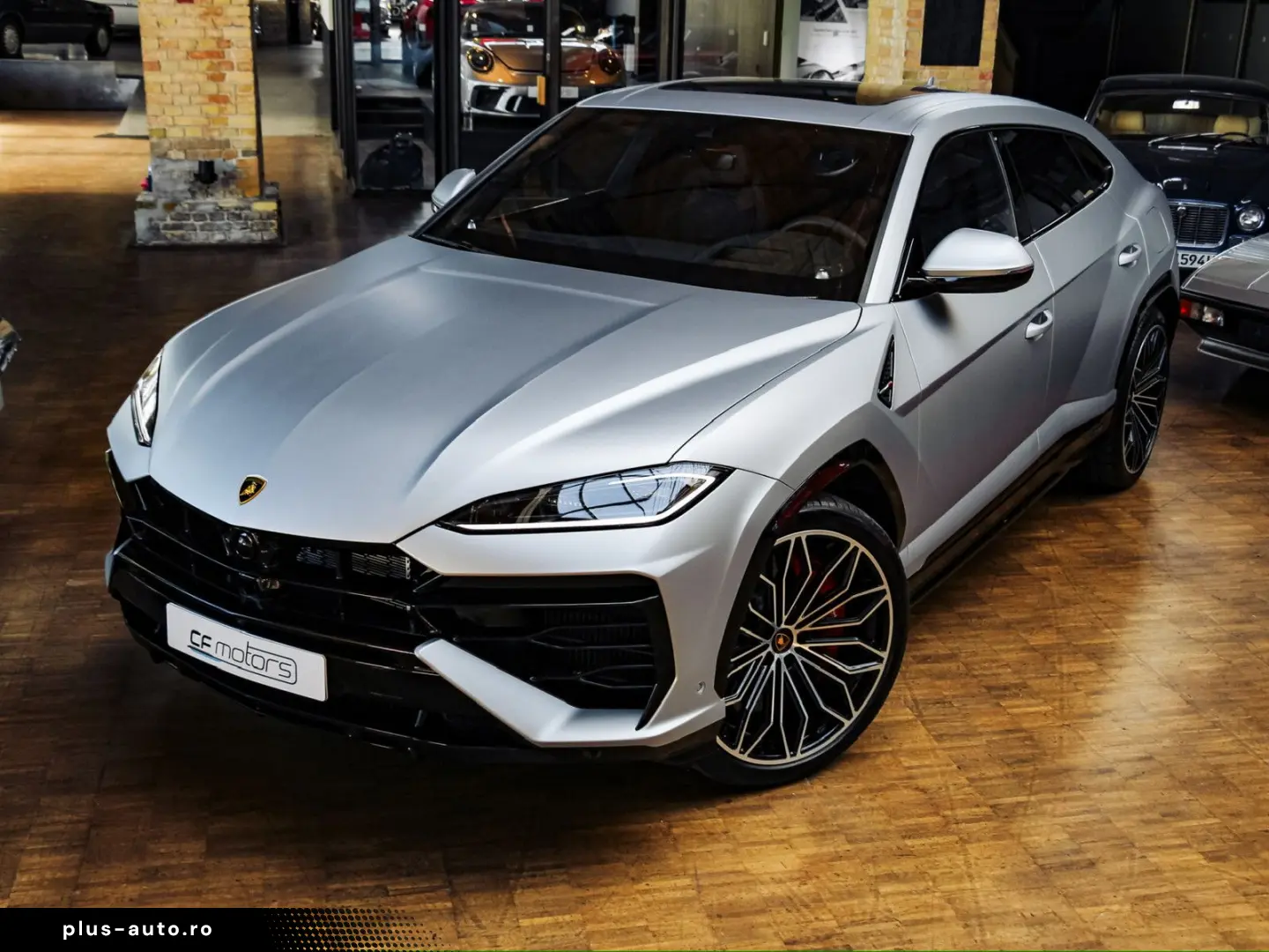 LAMBORGHINI Urus SE AKRAPOVIC  MASSAGE  NIGHT VISION  PPF