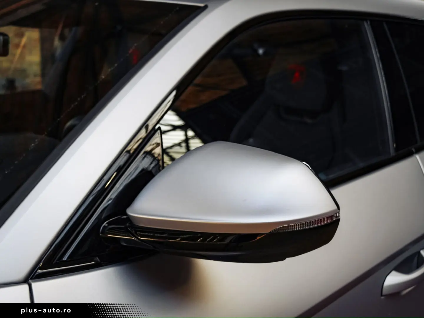 LAMBORGHINI Urus SE AKRAPOVIC  MASSAGE  NIGHT VISION  PPF