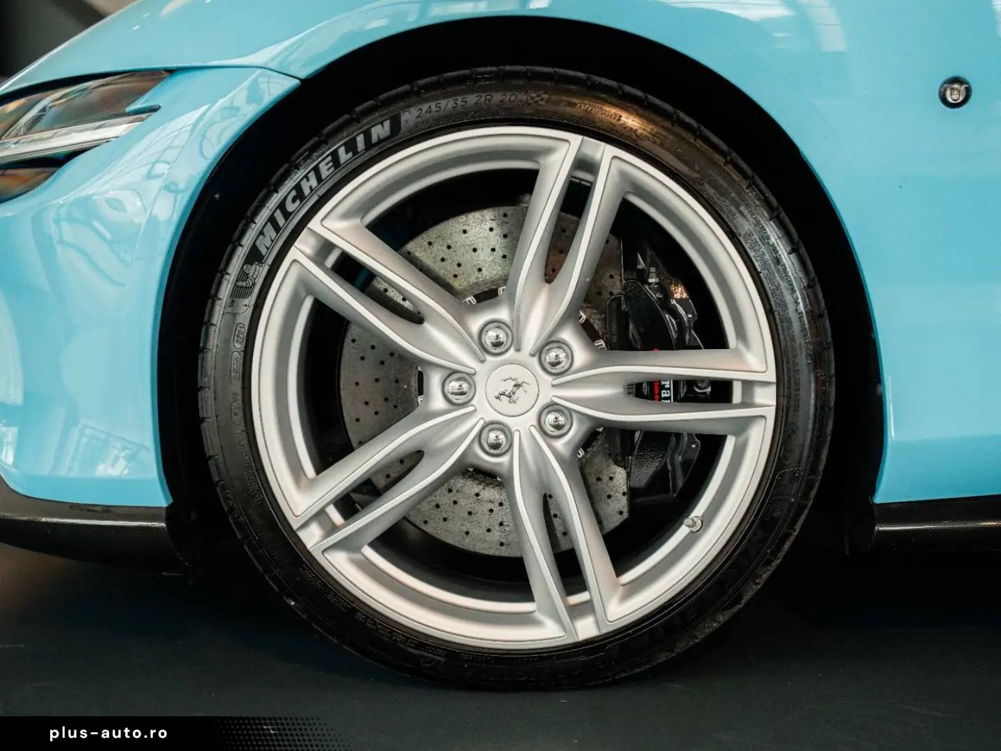 FERRARI Roma Inspirazioni TailorMade MagneRide Carbon