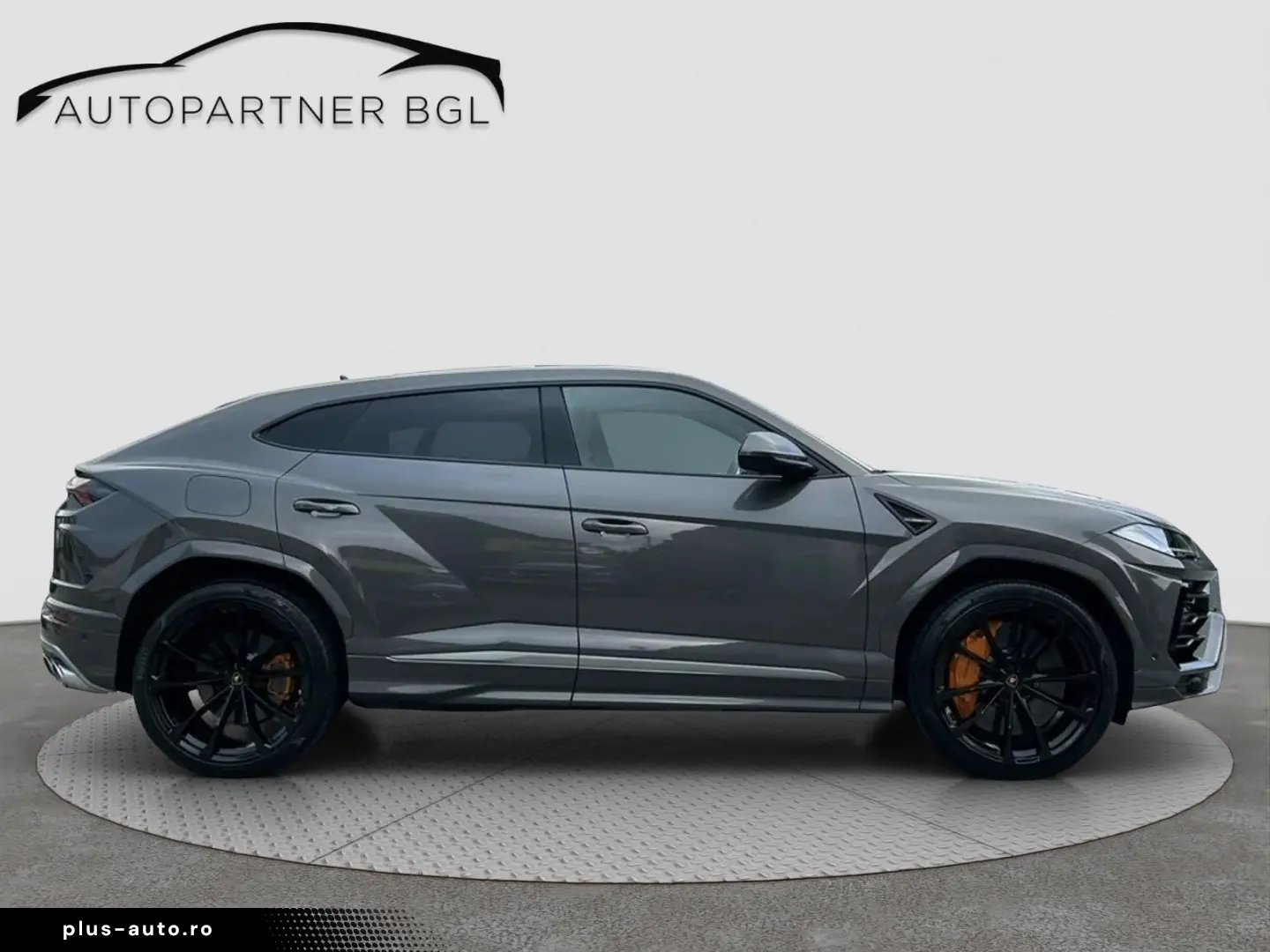 LAMBORGHINI Urus 4.0 KERAMIK B&O MASSAGE PANO HUD