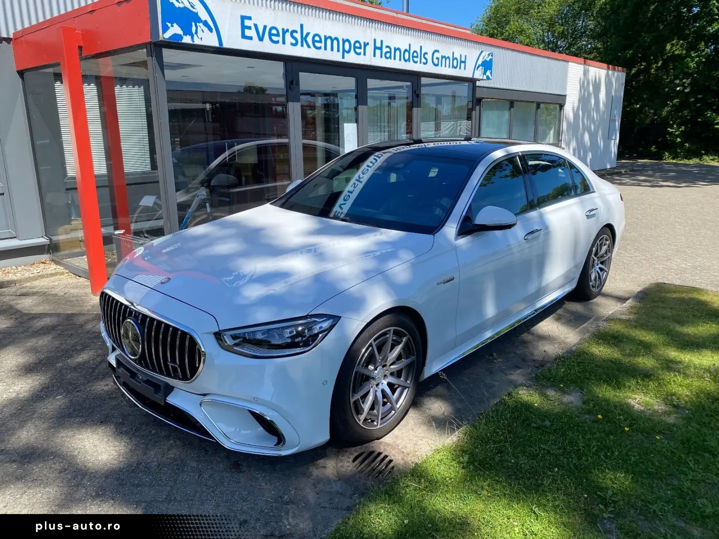 MERCEDES-BENZ S 63 AMG E Perf. Chaffeur Executive Pano