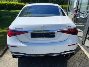 MERCEDES-BENZ S 63 AMG E Perf. Chaffeur Executive Pano