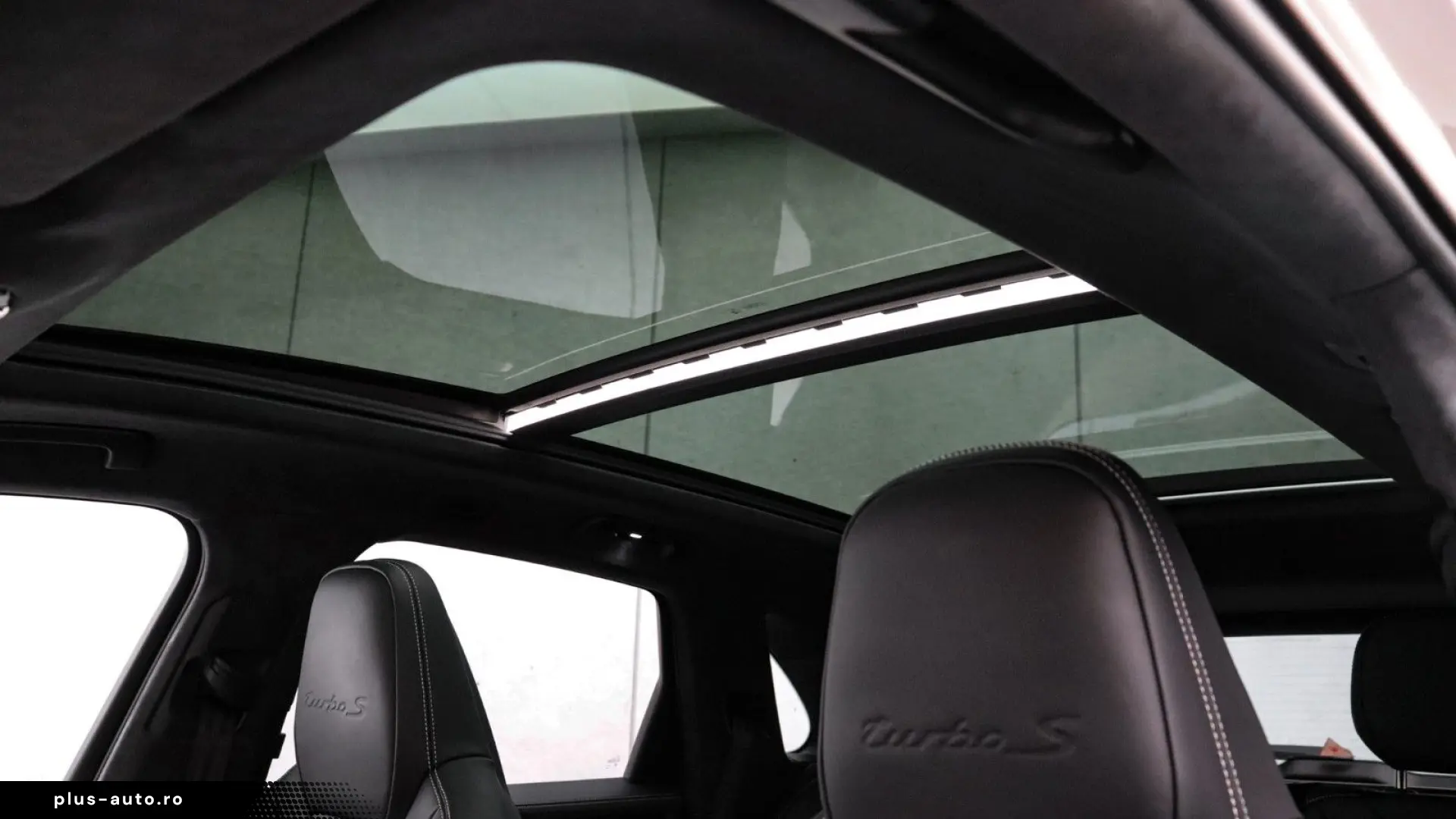 PORSCHE Cayenne Turbo S E-Hybrid  HUD  PCCB  Pano Softc.