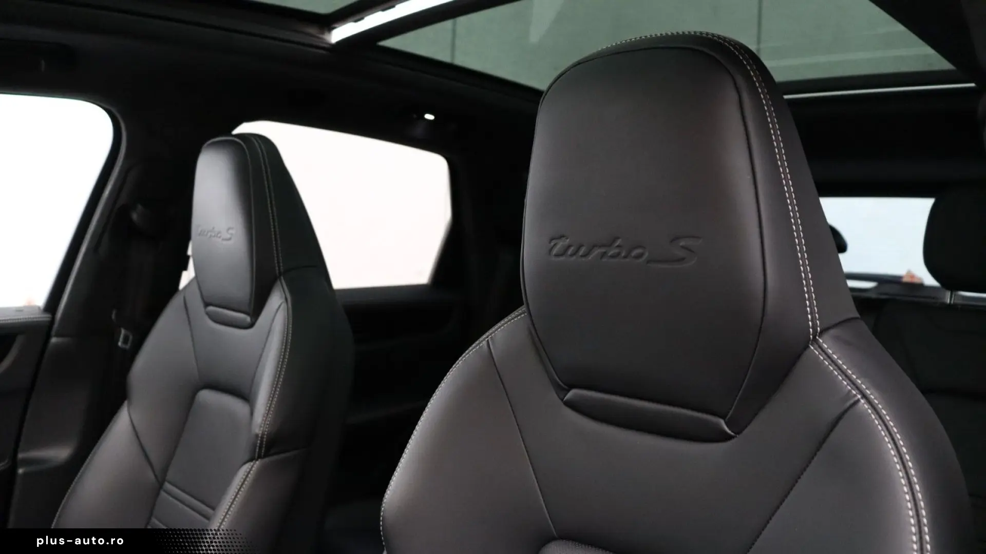 PORSCHE Cayenne Turbo S E-Hybrid  HUD  PCCB  Pano Softc.
