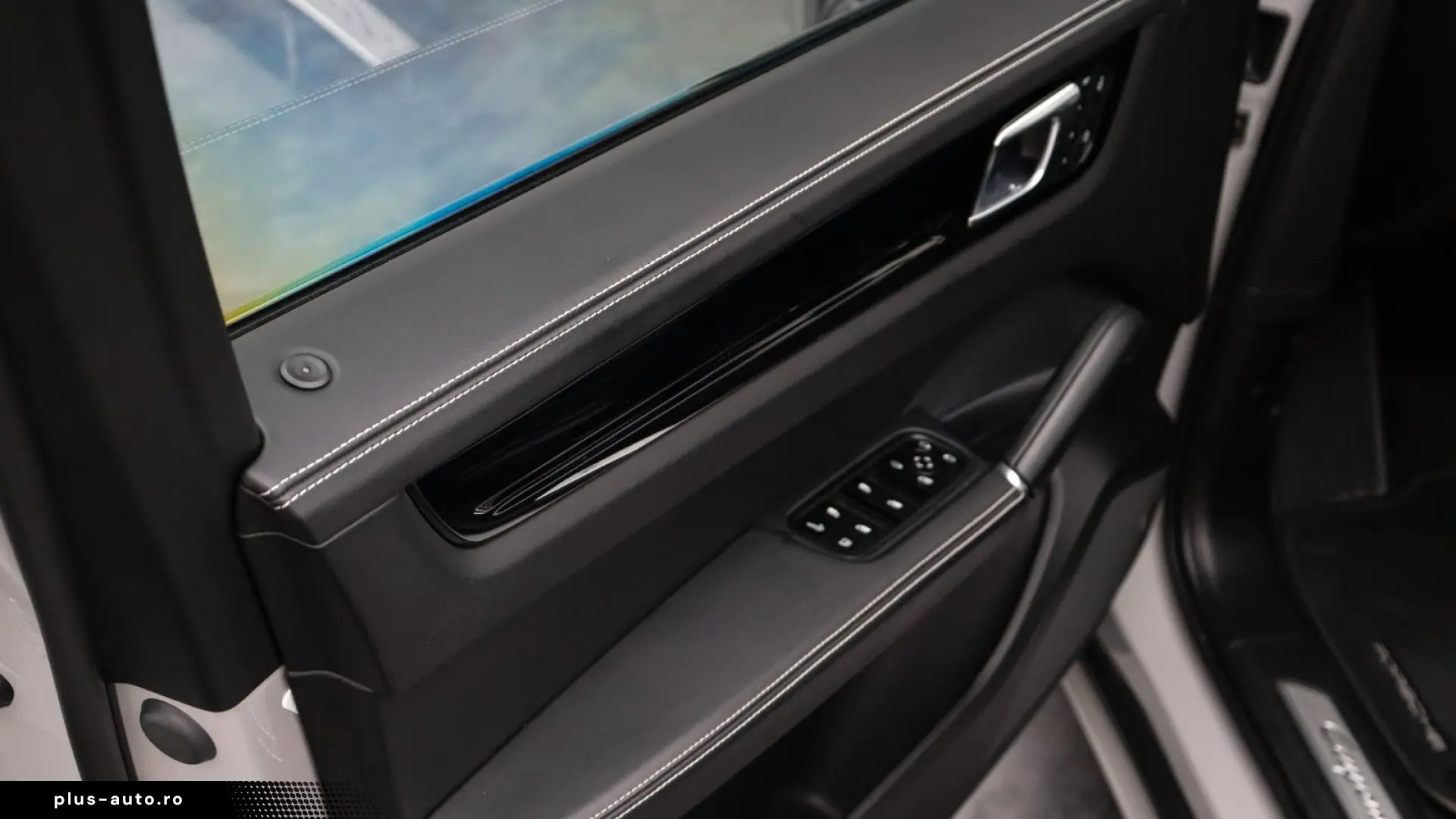 PORSCHE Cayenne Turbo S E-Hybrid  HUD  PCCB  Pano Softc.