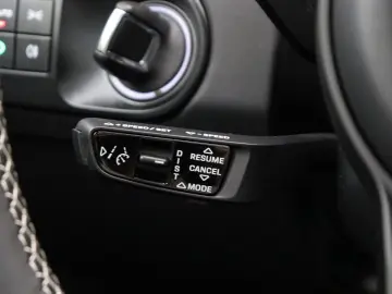 PORSCHE Cayenne Turbo S E-Hybrid  HUD  PCCB  Pano Softc.