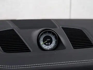 PORSCHE Cayenne Turbo S E-Hybrid  HUD  PCCB  Pano Softc.