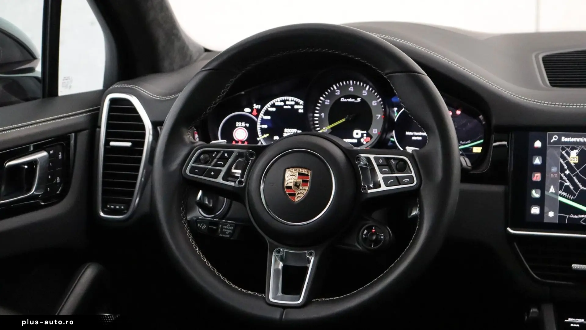 PORSCHE Cayenne Turbo S E-Hybrid  HUD  PCCB  Pano Softc.