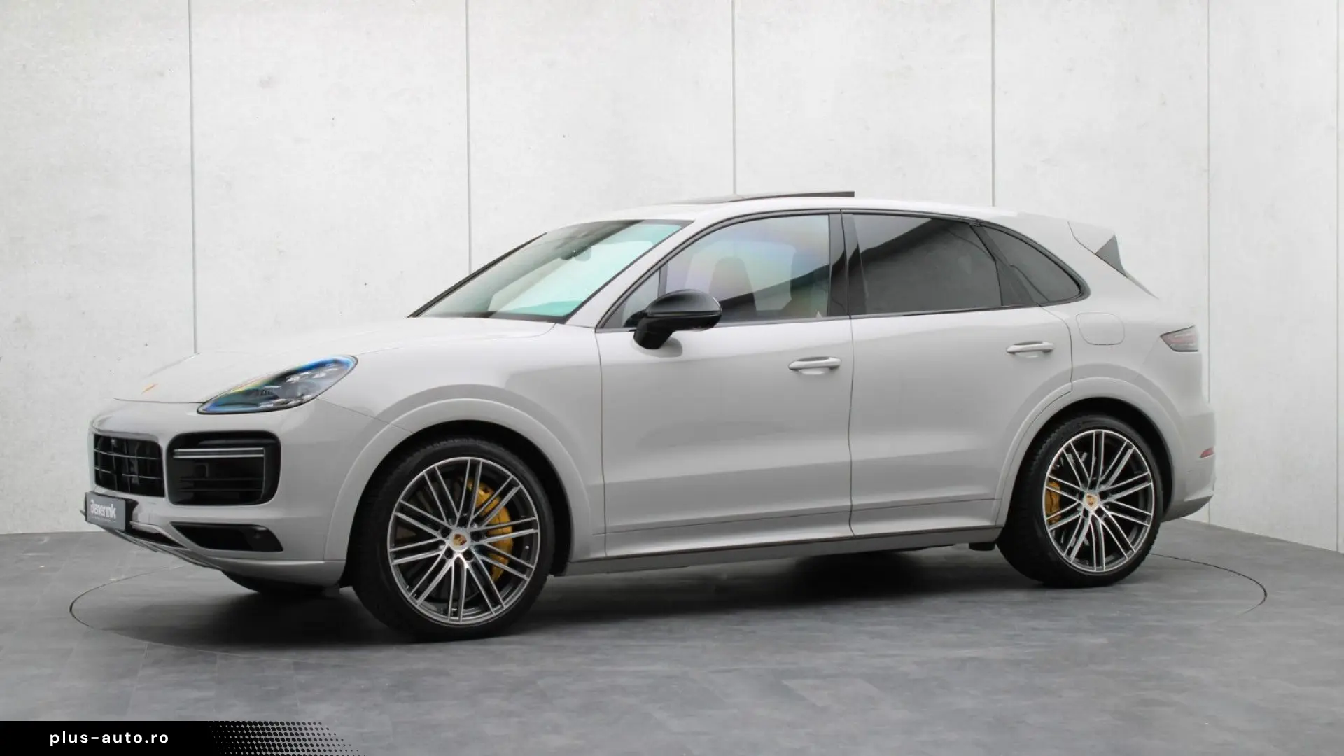 PORSCHE Cayenne Turbo S E-Hybrid  HUD  PCCB  Pano Softc.