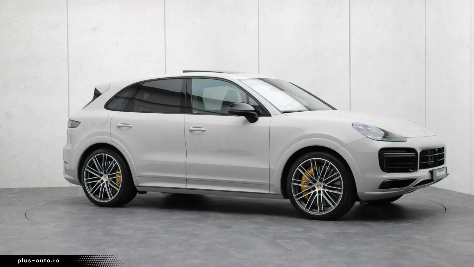 PORSCHE Cayenne Turbo S E-Hybrid  HUD  PCCB  Pano Softc.