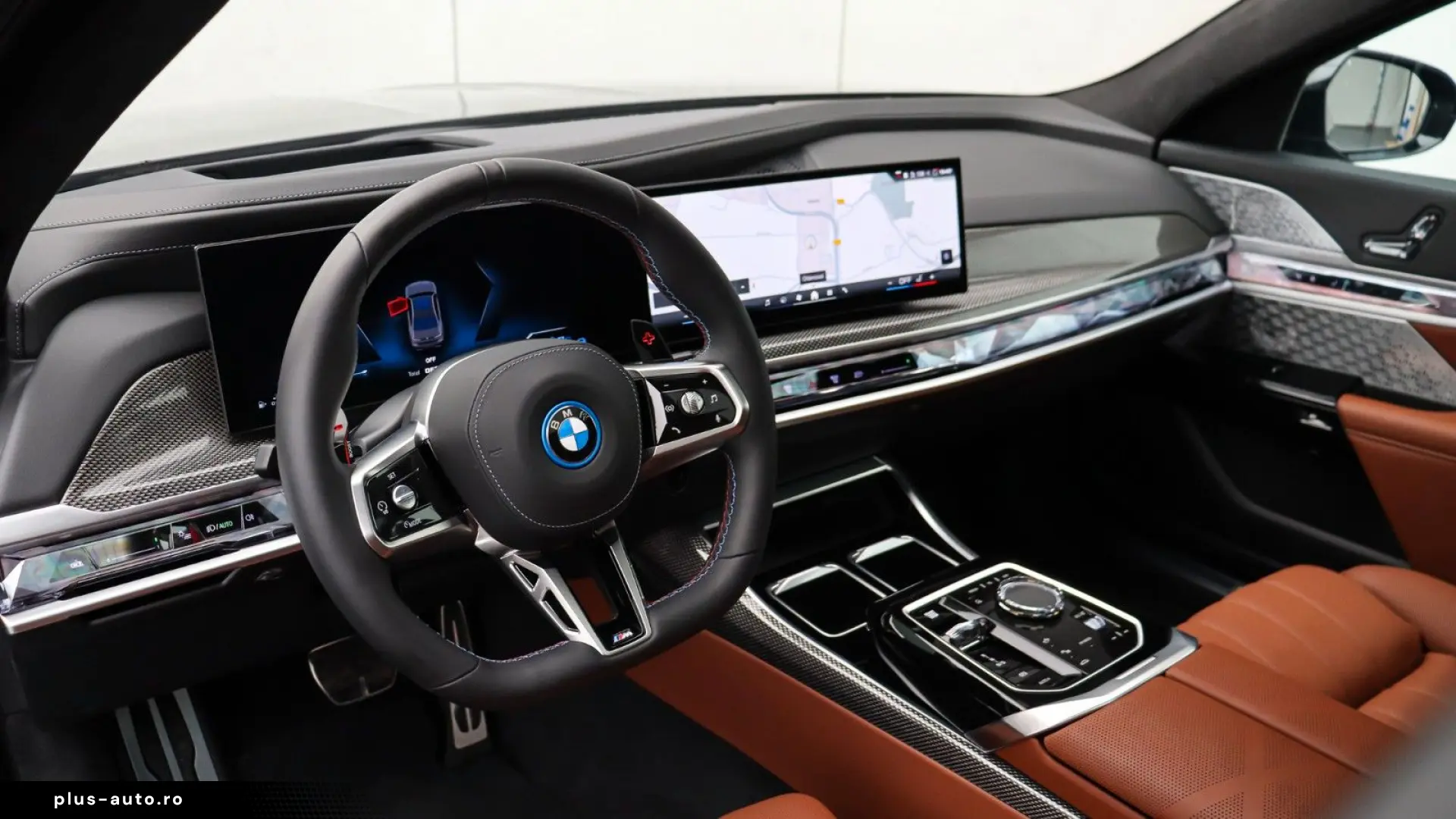 BMW M760e xDrive  Excl. Lounge  B&W  Sky L. Massage