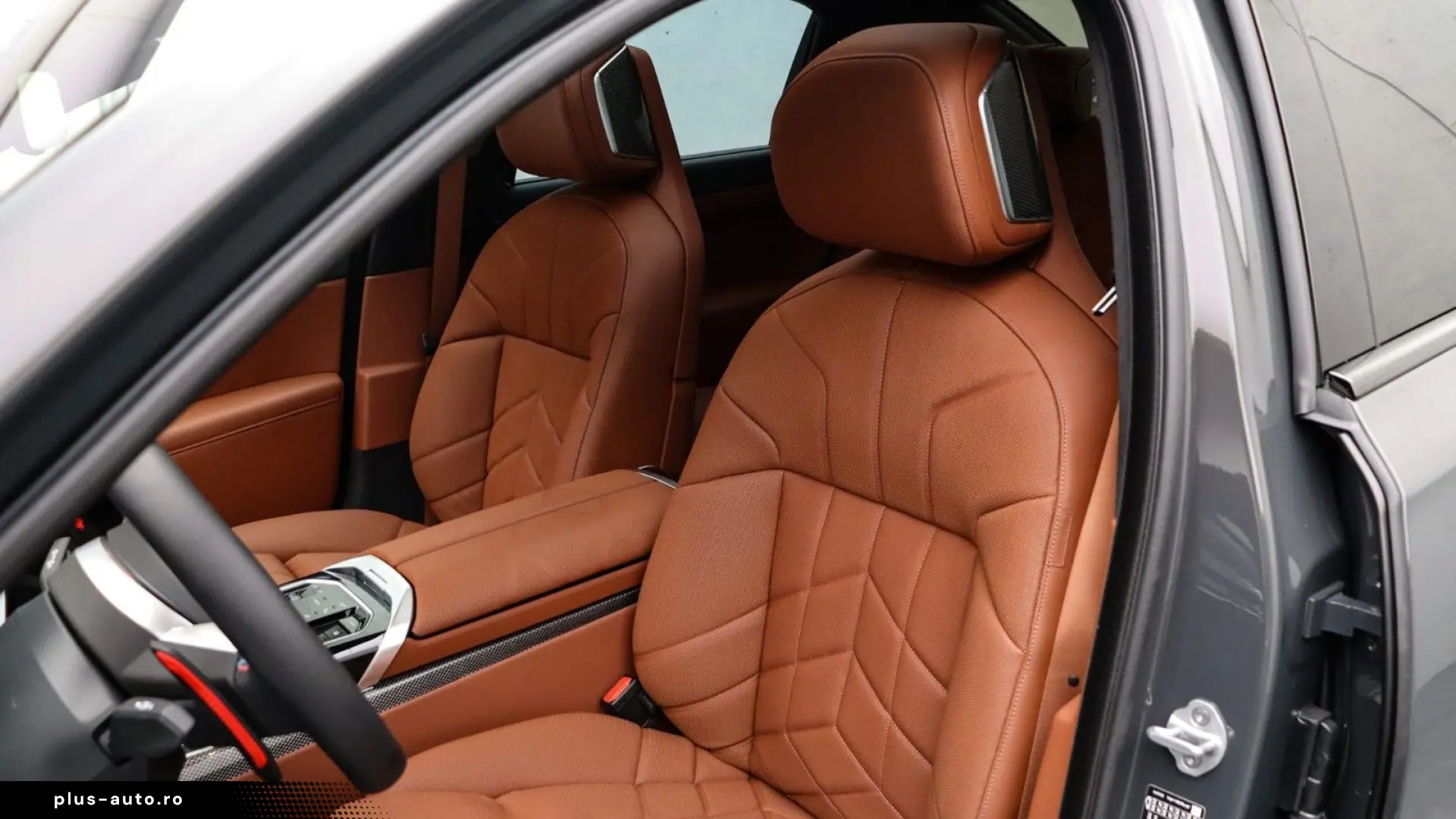 BMW M760e xDrive  Excl. Lounge  B&W  Sky L. Massage