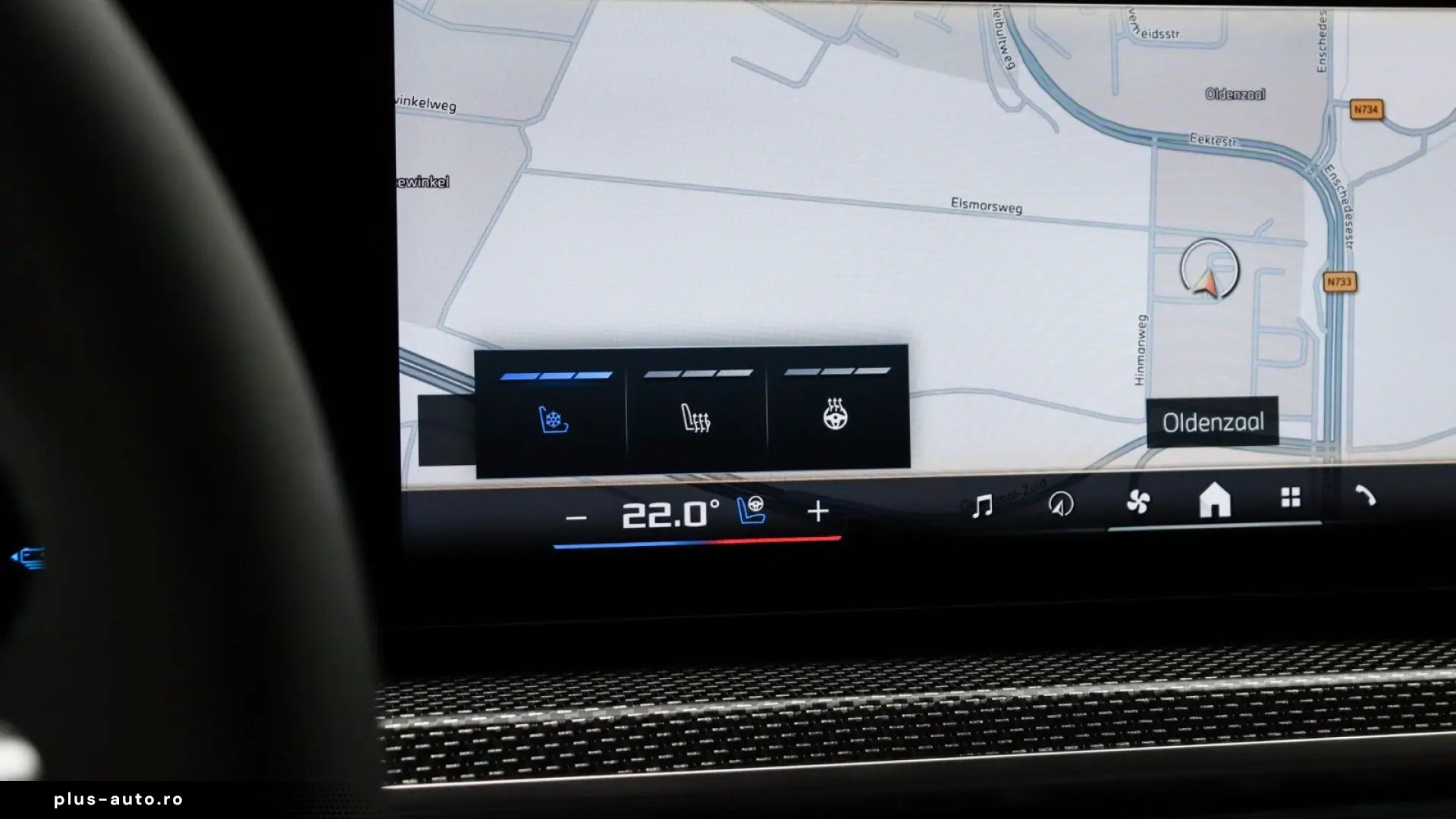 BMW M760e xDrive  Excl. Lounge  B&W  Sky L. Massage