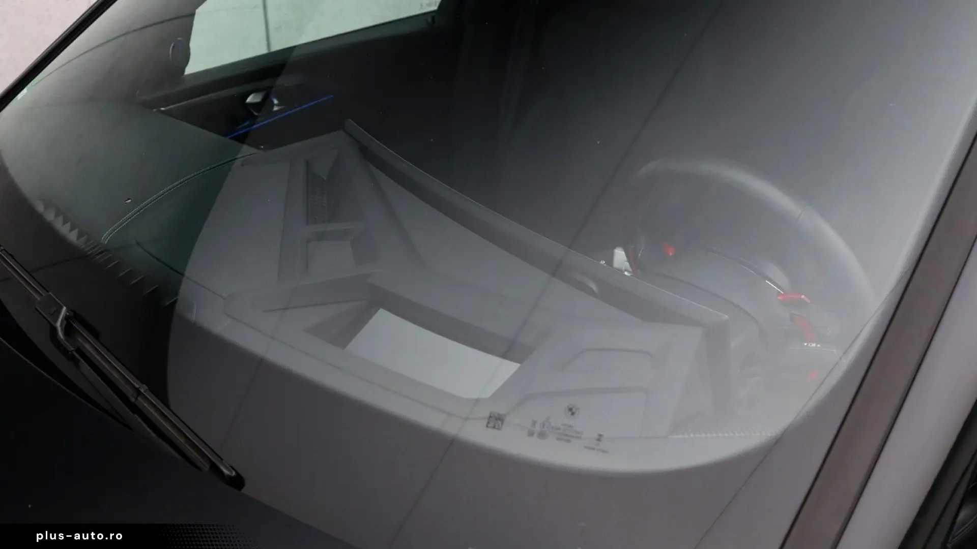 BMW XM V8 M Drivers Pack  B&W  Sitzeb. AHK  HUD