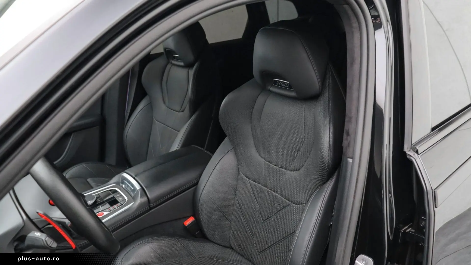 BMW XM V8 M Drivers Pack  B&W  Sitzeb. AHK  HUD