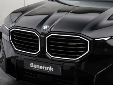 BMW XM V8 M Drivers Pack  B&W  Sitzeb. AHK  HUD
