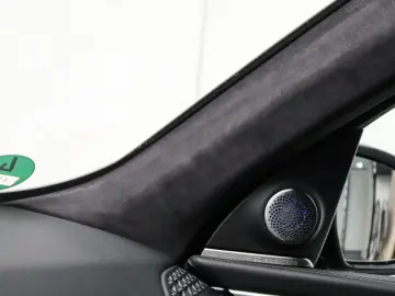 BMW XM V8 M Drivers Pack  B&W  Sitzeb. AHK  HUD
