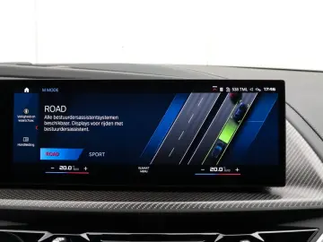 BMW XM V8 M Drivers Pack  B&W  Sitzeb. AHK  HUD
