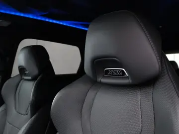 BMW XM V8 M Drivers Pack  B&W  Sitzeb. AHK  HUD