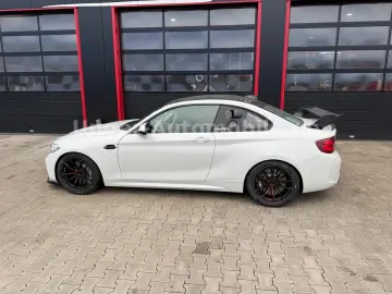 BMW M2 CS Racing Rennauto Rennwagen