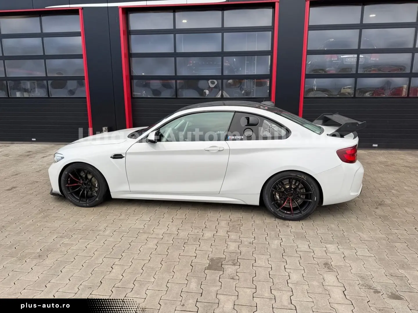 BMW M2 CS Racing Rennauto Rennwagen