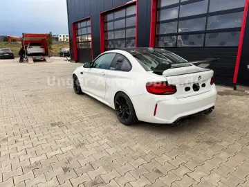 BMW M2 CS Racing Rennauto Rennwagen