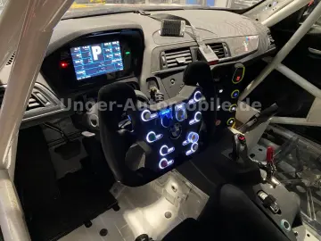 BMW M2 CS Racing Rennauto Rennwagen