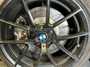 BMW M2 CS Racing Rennauto Rennwagen